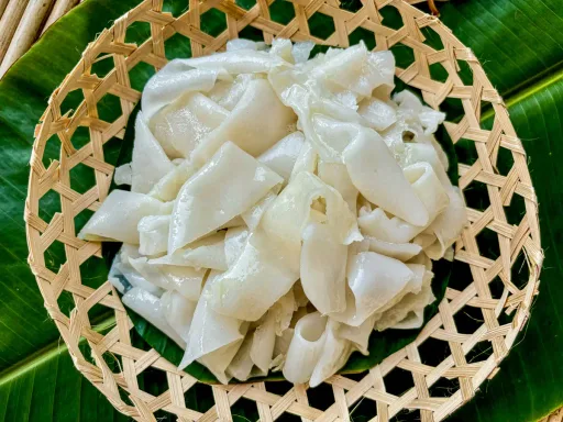 Receta de Fideos Sen Yai (Fideos de Arroz Anchos Tailandeses)