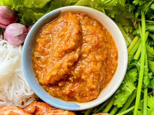 Thai Spicy Peanut Sauce Recipe (Nam Jim Tua)