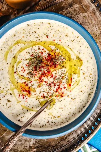 Yogurt soup (Dovga)
