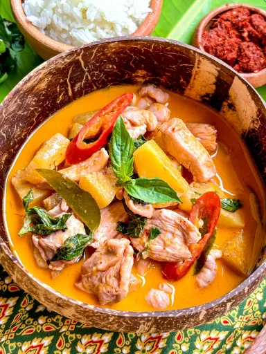 Thai Pineapple Curry Recipe