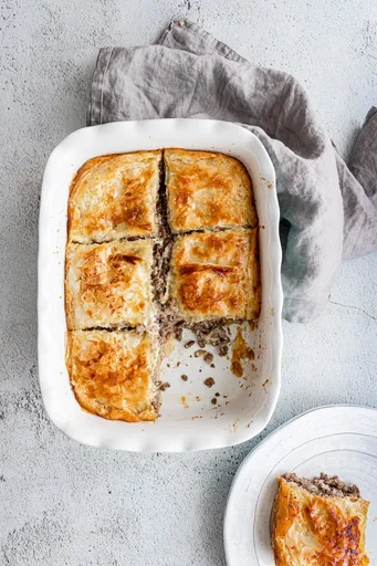 Goulash egipcio (pastel de carne con masa filo)