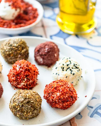 Homemade Labneh Balls (With Herbs & Spices!)