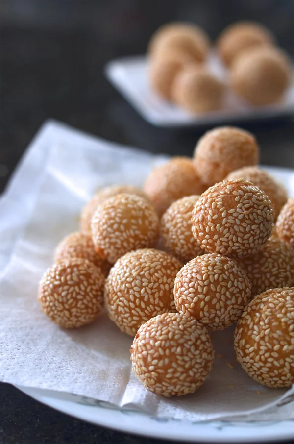 Sesame Balls Recipe (Vietnamese Bánh Cam)