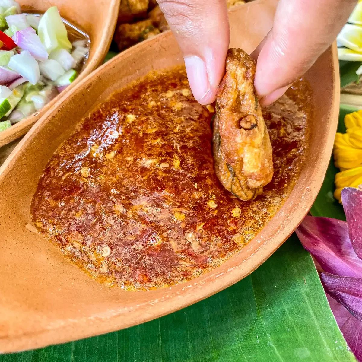 Thai Sweet Chili Sauce Recipe (Nam Chim Kai)