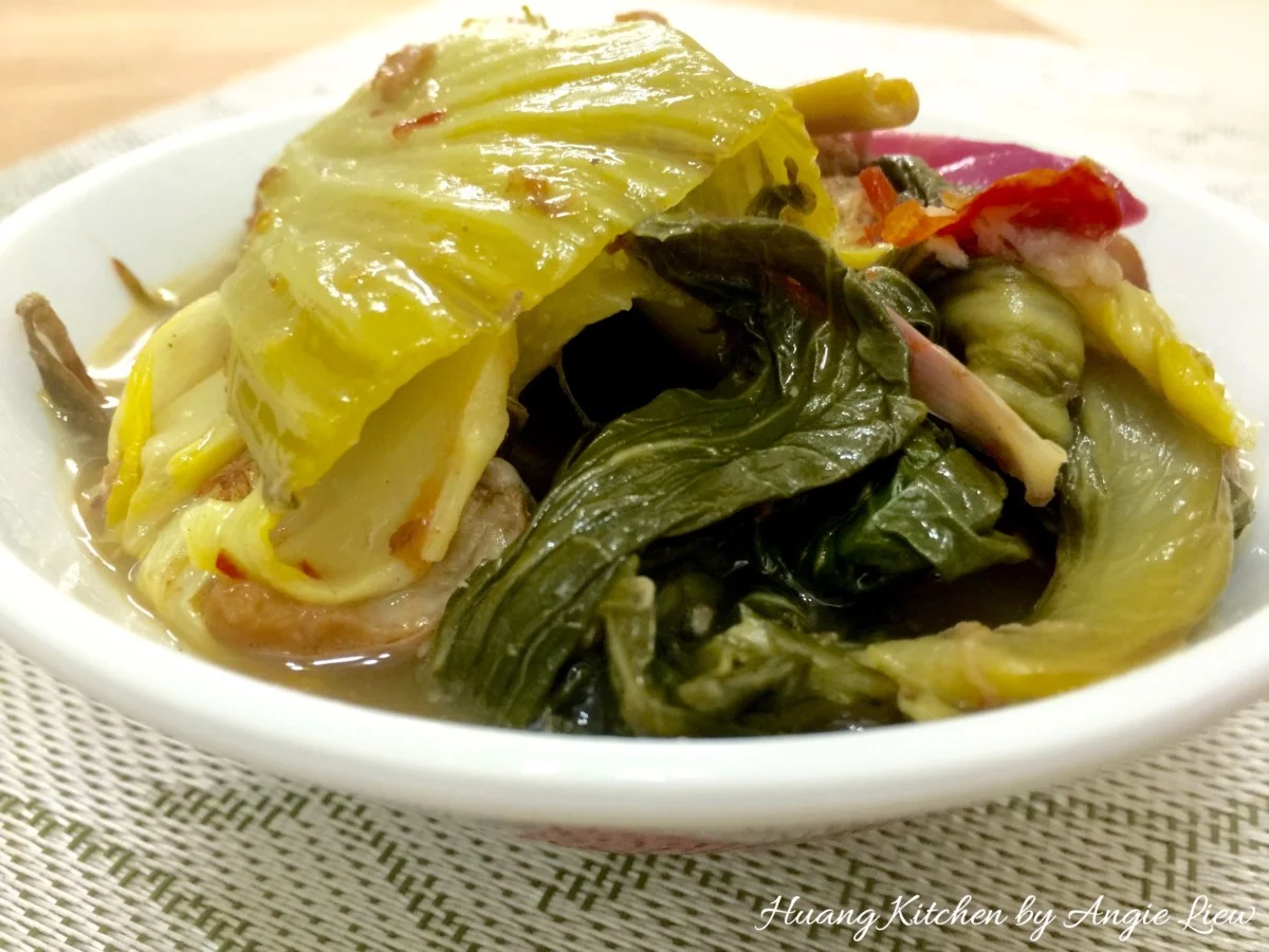 Spicy Sour Mustard Greens