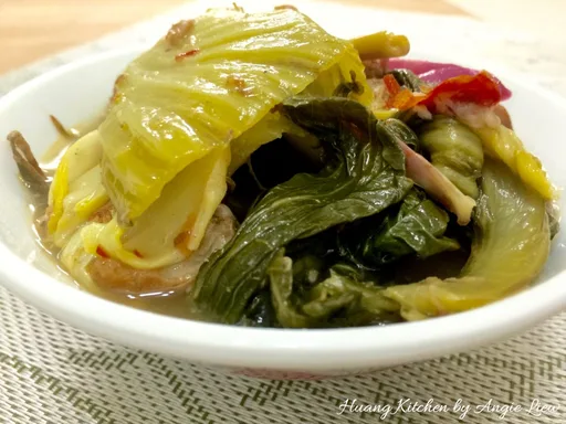Spicy Sour Mustard Greens