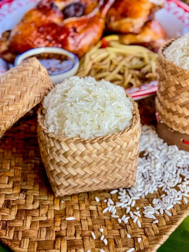 Cómo hacer arroz glutinoso tailandés (Khao Niao)