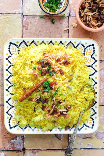 Arroz mediterráneo en 30 minutos (Arroz basmati amarillo)
