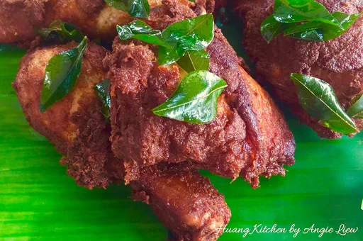 Ayam Goreng Berempah (Pollo frito especiado malayo)