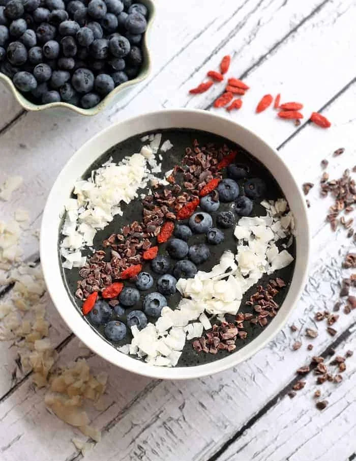 Blueberry Cacao Smoothie Bowl Recipe