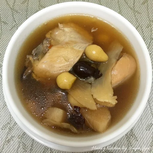 Chinese Yam With Gingko Soup 淮山白果汤
