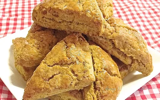 Moist Pumpkin Walnut Scones