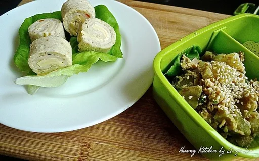 Ensalada de patata y atún con sándwich de sushi