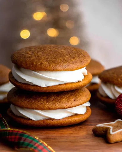 Gingerbread Whoopie Pies