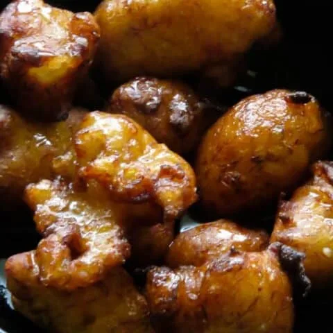 pisang goreng(indonesian/malay mashed banana fritters)