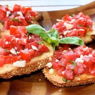 Bruschetta con tomates