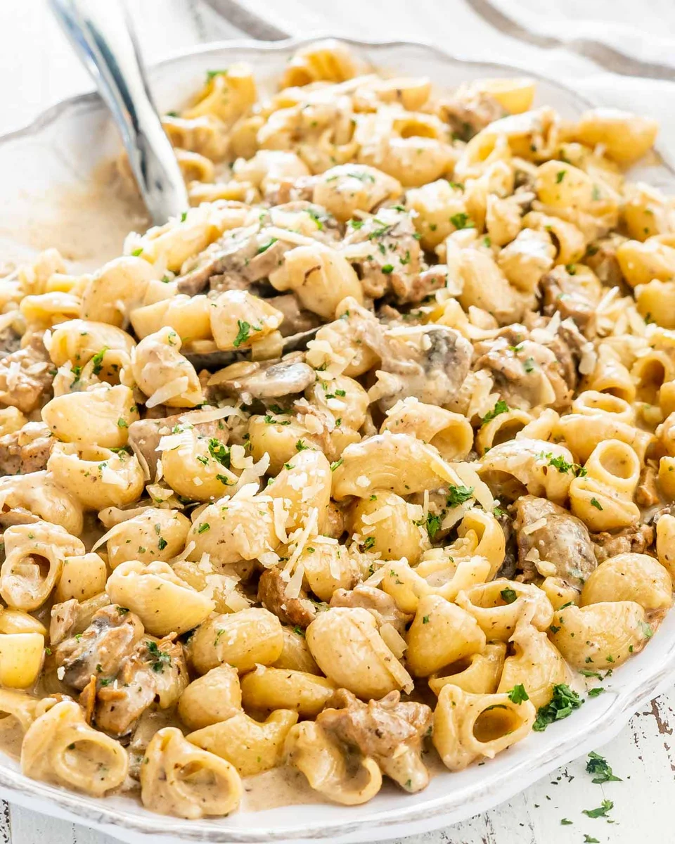 Pasta cremosa con pollo Marsala