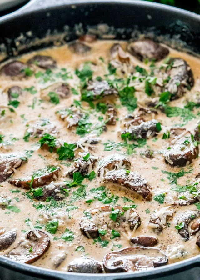 Creamy Garlic Parmesan Mushrooms
