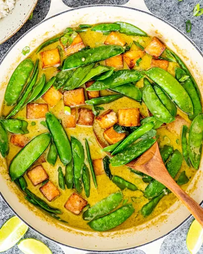 Thai Inspired Green Curry Tofu