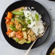 Slow Cooker Chicken Curry With Vegetables