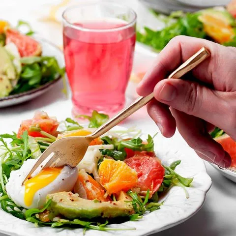 Ensalada de aguacate y pomelo