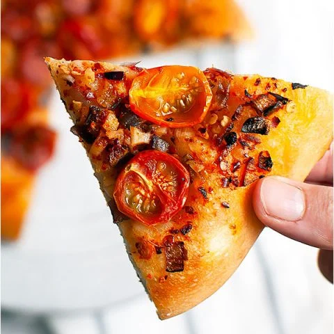 Cheeseless Pizza