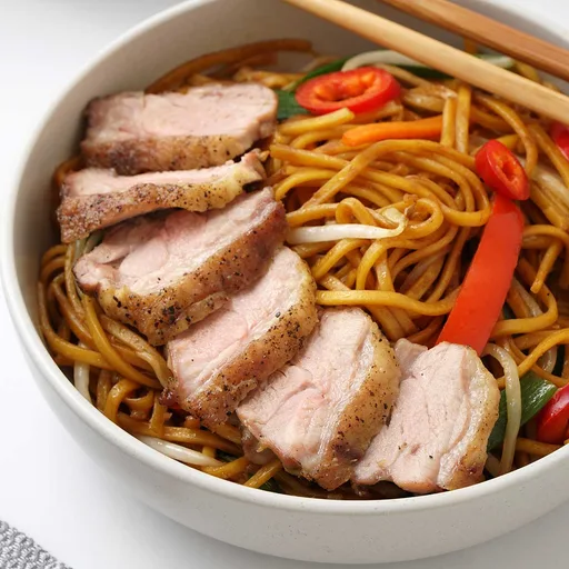 Chow mein de pato