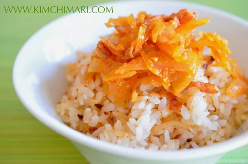 “Mock” Kimchi Rice with Sauerkraut and Bacon