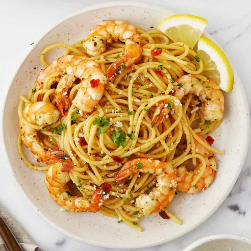 Pasta picante de langostinos al ajillo