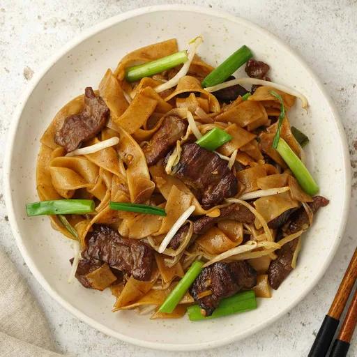 Beef Ho Fun ( Beef Chow Fun )