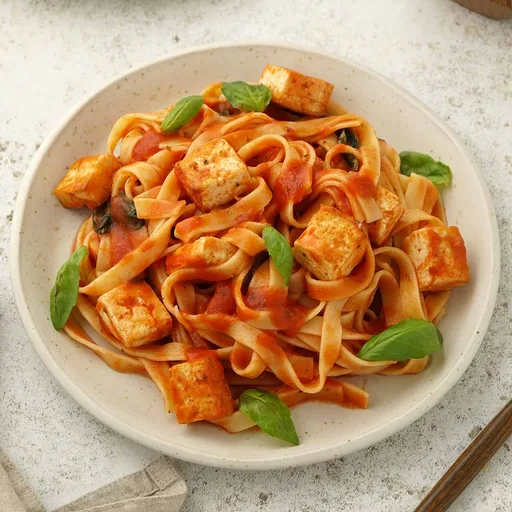 Tofu Pasta with Tomato Sauce