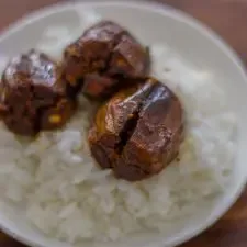 Spicy Gutti Vankaya - Stuffed Brinjal Fry