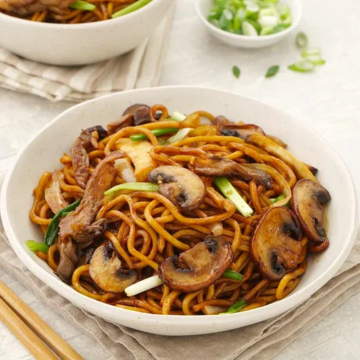 Chow Mein de champiñones