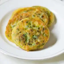 Tortitas italianas de cebolleta