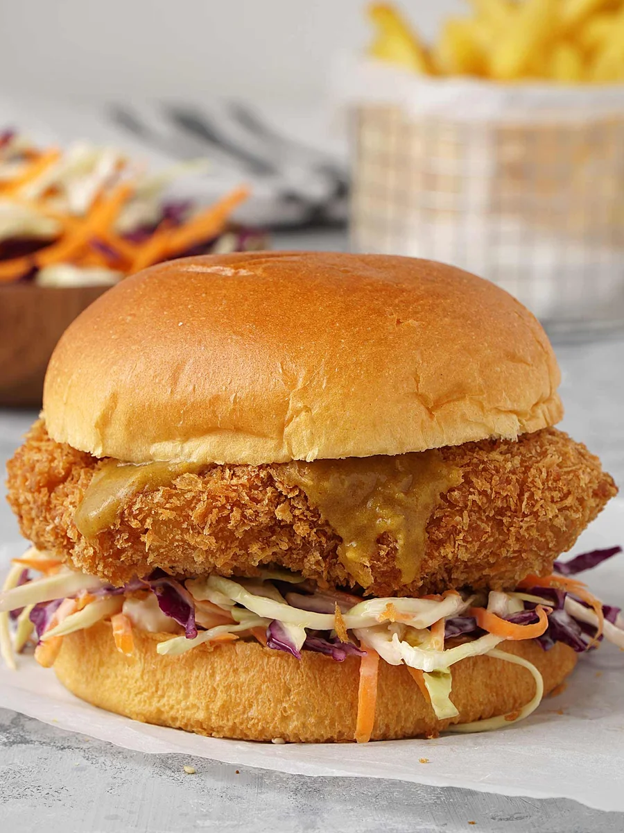 Hähnchen-Katsu-Curry-Burger