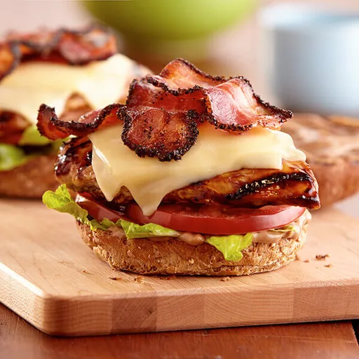 Sándwich de pollo a la parrilla al balsámico