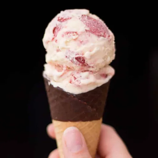 Rhubarb and Custard Ice Cream Recipe