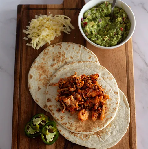 Tacos de yaca desmenuzada a la barbacoa
