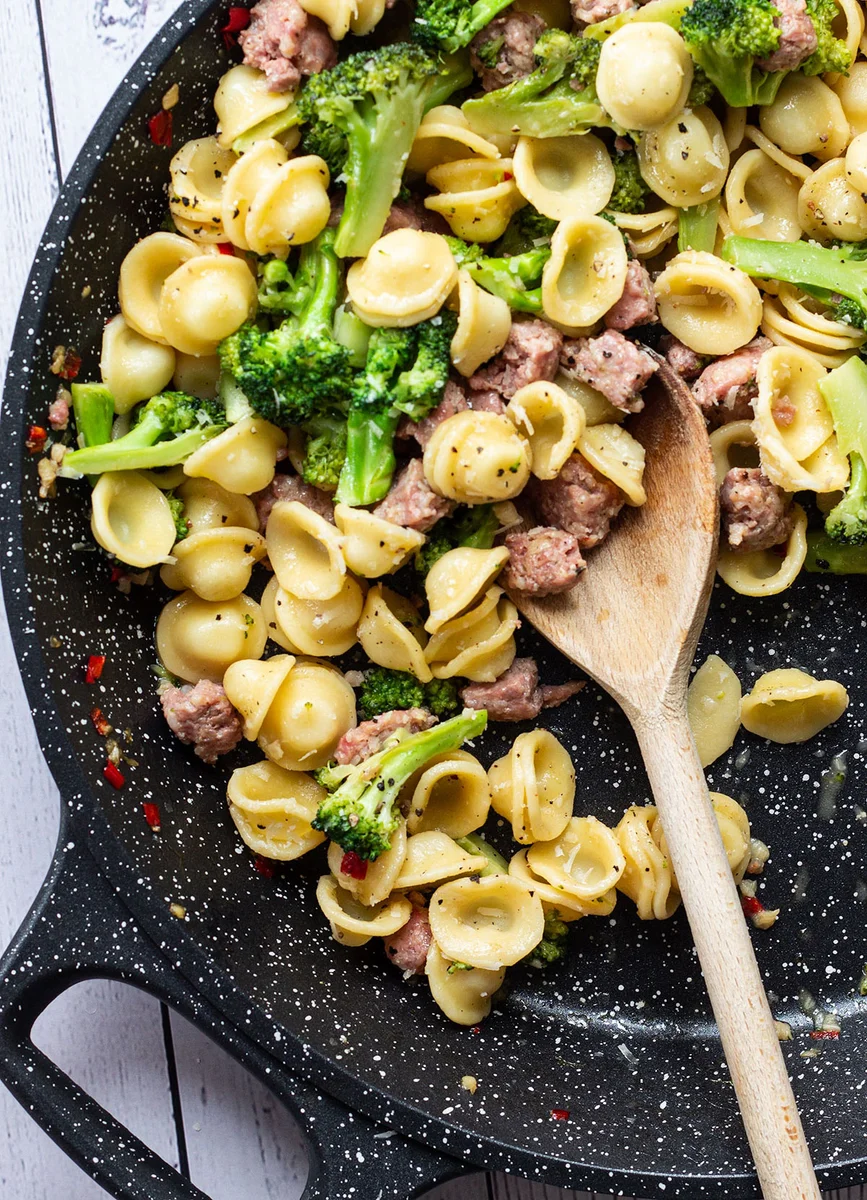Broccoli Pasta with Sausage (Orecchiette con broccoli)