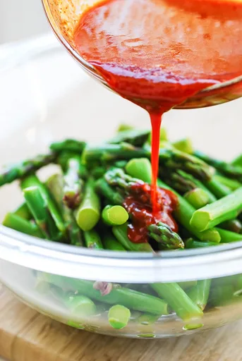 Asparagus with Gochujang Sauce