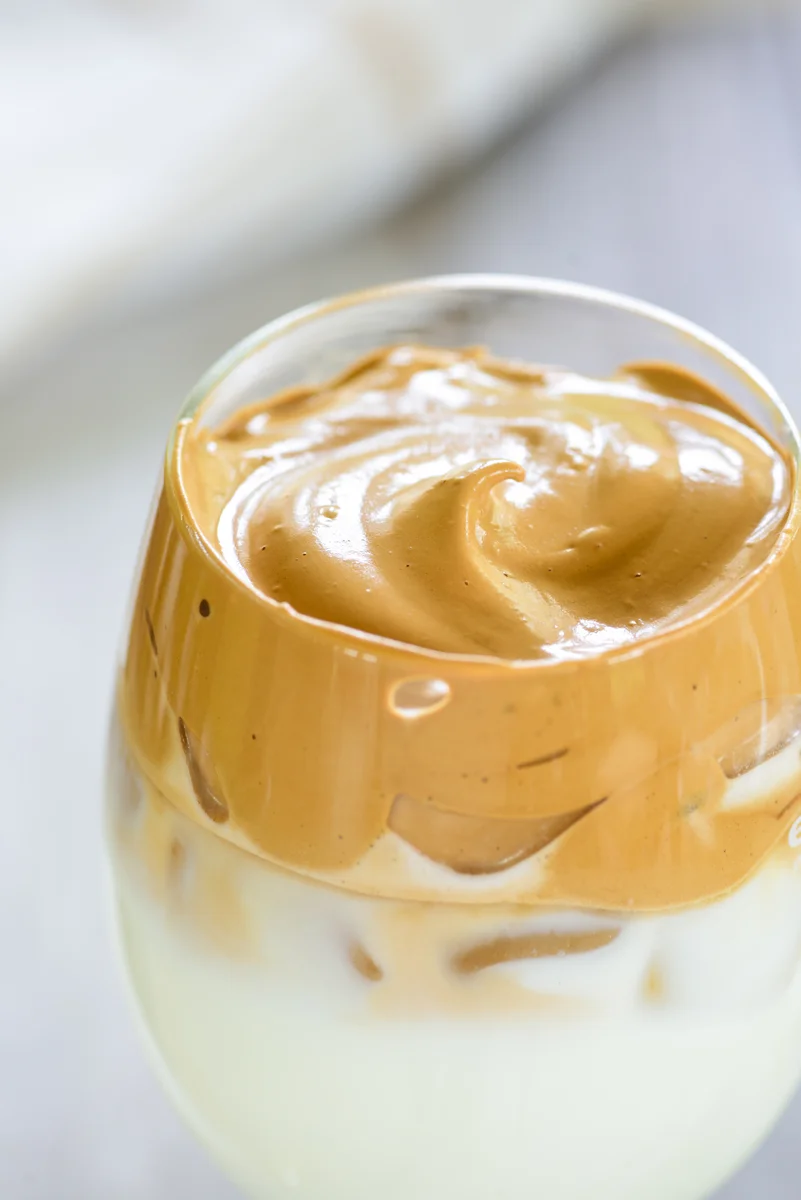 Dalgona Coffee