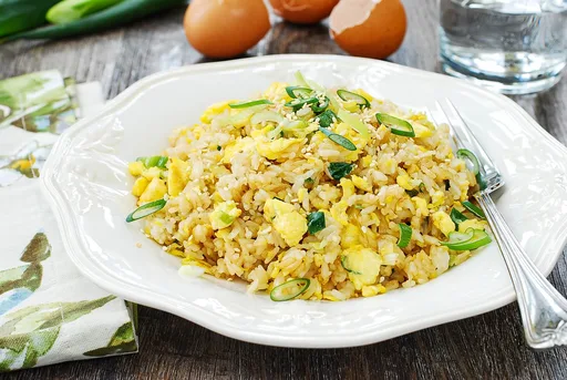 Arroz frito con huevo (Gyeran Bokkeumbap)