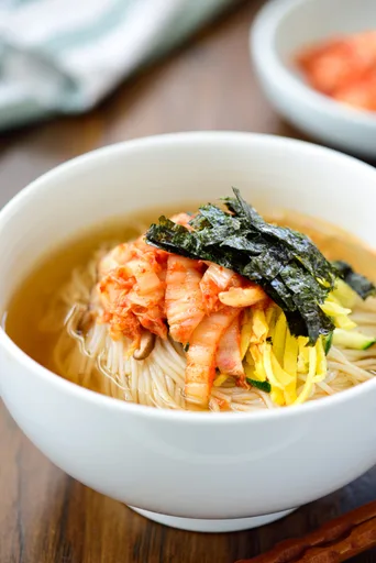 Janchi Guksu (Korean Warm Noodle Soup)