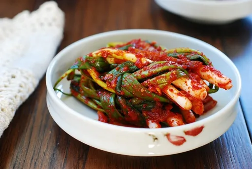 Pa Kimchi (Green Onion Kimchi)