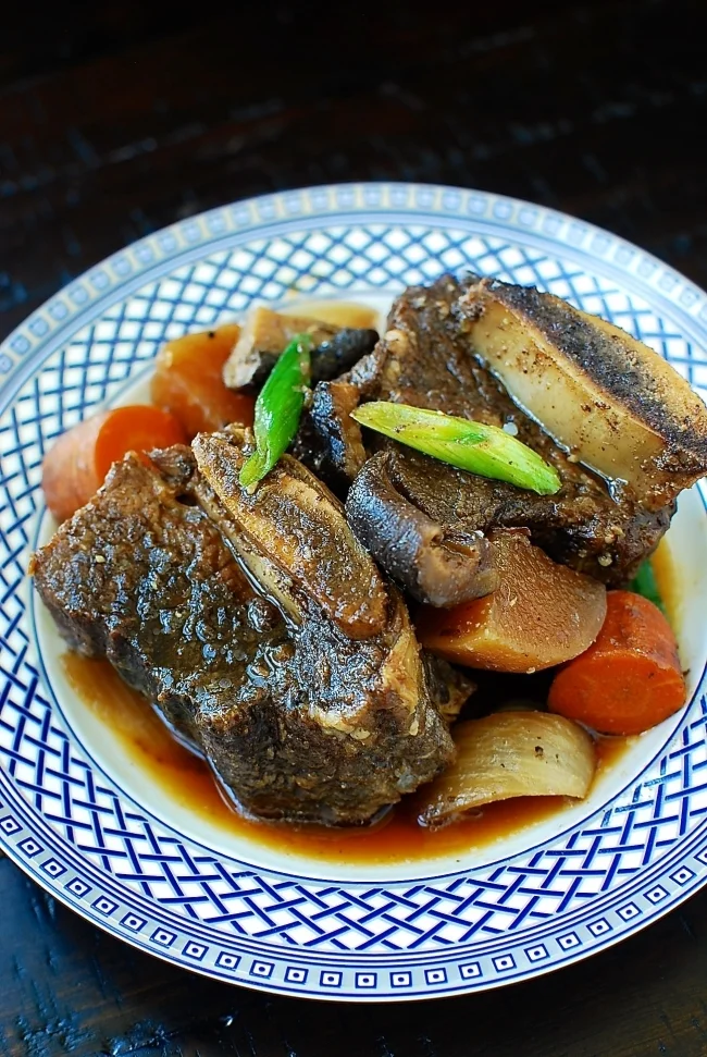 Slow cooker galbijjim (braised short ribs)