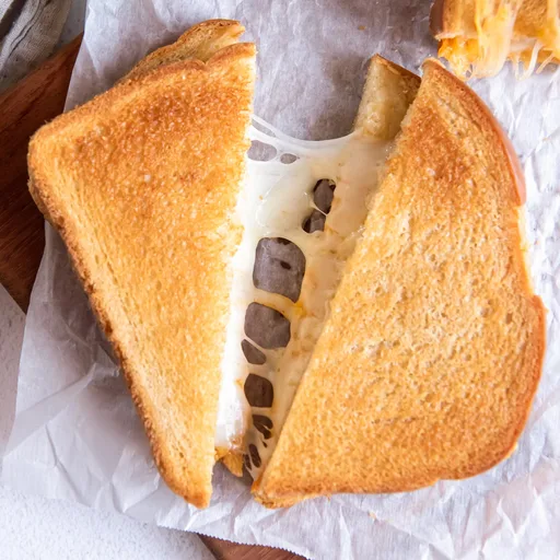 Croque au fromage à la friteuse à air