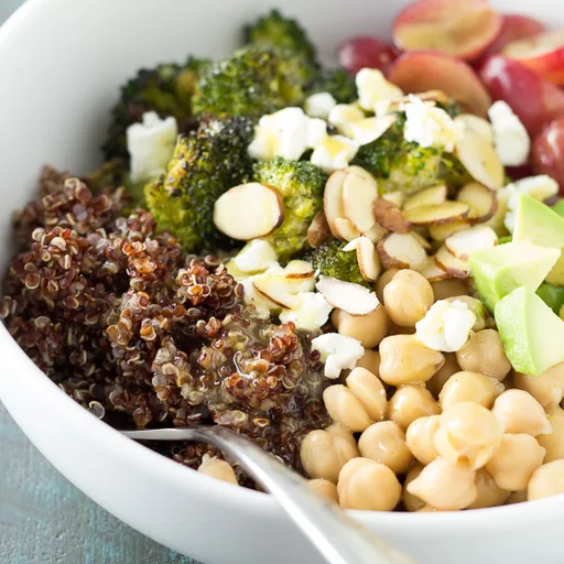 Bol de Quinoa y Brócoli Asado