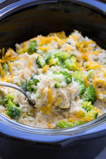 Slow Cooker Chicken, Broccoli and Rice Casserole