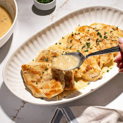 Pechugas de pollo con salsa de sartén