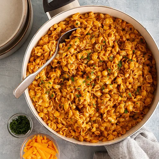 Pasta con carne picada y queso